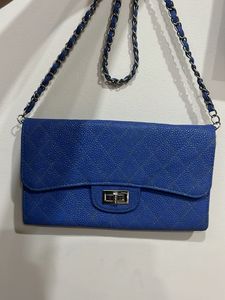 Stylish Blue Textured Crossbody Bag