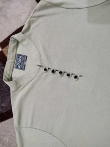 Men's t shirt