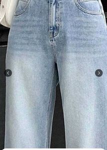 Light Wash Wide Leg Jeans