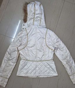 Stylish White Jacket with Detachable Fur Hood