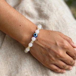 BUY 4 GET More four FREE! 😍✨ 8 Beaded Bracelet