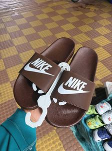 Nike Slides🎀