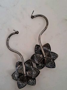 vintage Floral Design Earrings