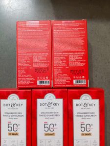 (Pack of 1) Dot &amp; Key Strawberry Dew Sunscreen SPF