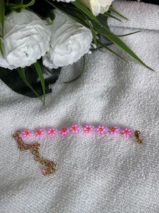 Cute Pink Flower Beaded Bracelet