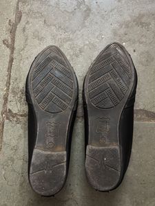 Stylish Black Ballet Flats