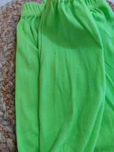 Pure Cotton Parrot Green Leggings