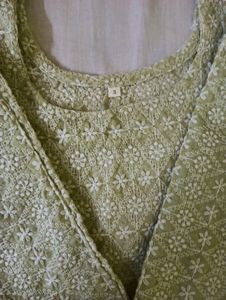 Beautiful Chikankari Kurti
