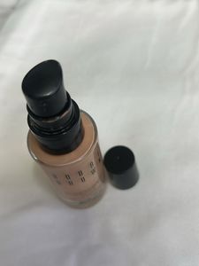 Bobbi Brown Foundation &amp; Huda Beauty Lip