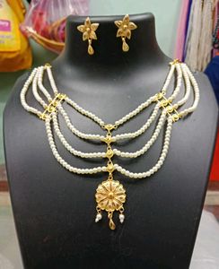 Elegant Pearl Necklace & Earring Set