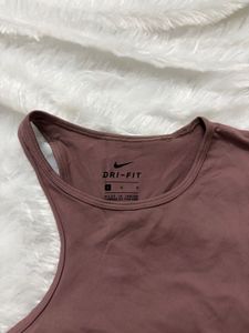 Nike workout top L size