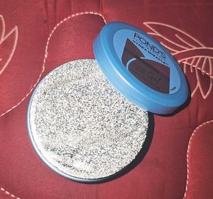 Pond's super light gel
