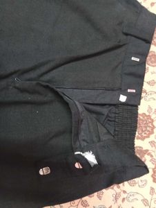 Chic Black Wide-Leg Trousers