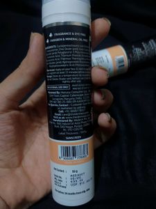 The Derma Co 1% Hyaluronic Tinted Sunscreen