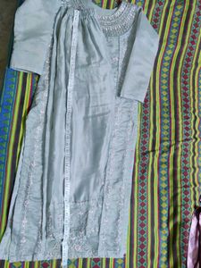 Embroidered Kurta Set