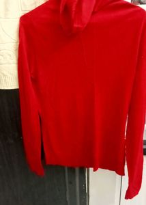 Red heighneck  Long Sleeve Top