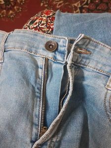 Men's Light Wash Denim Jeans