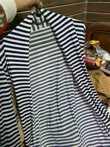Chic Striped long shrug