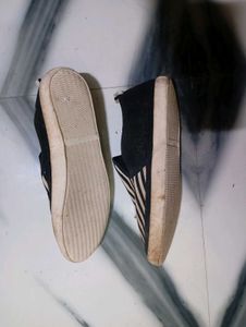 Striped Casual Shoes