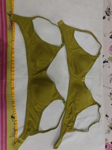 Comfortable Non padded Green Bra Set