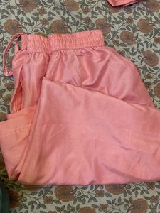 Elegant Pink Embroidered Kurta