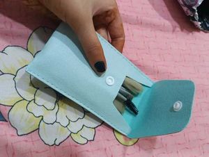 Light Blue Makeup Brush Set with Pouch