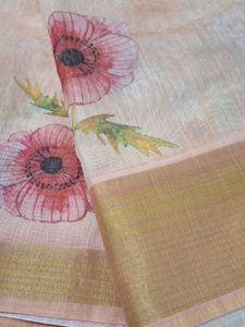 Elegant Floral Print Saree with jari border