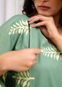 Green Printed Maternity Kurta/ Dress