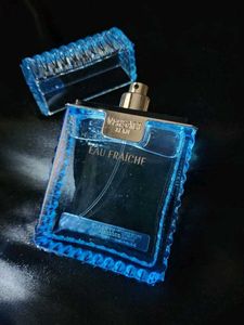 Versace Man Eau Fraiche Perfume