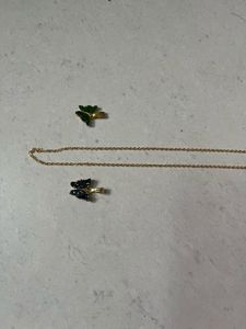 1 Chain And 2 Pendents