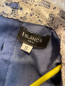 Bland 9 Blue Top With White Lace Size S