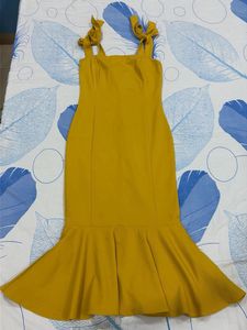 Pretty Yellow Dress
