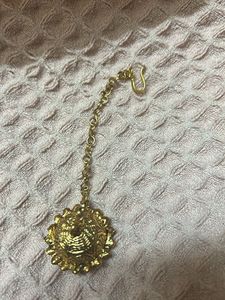 Elegant Gold Maang Tika Set -3