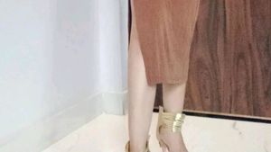 Sexy Golden high Heels