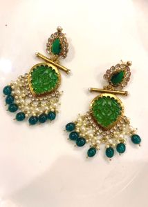 New Elegant Emerald &amp; Pearl Dangle Earrings