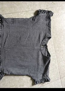 Gingham Ruffle Sleeve 👗 Dress