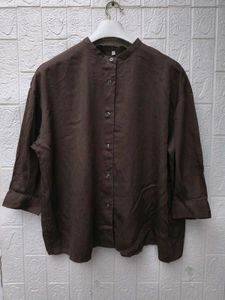 New with tag Pinterest Elegant Brown Band Collar T