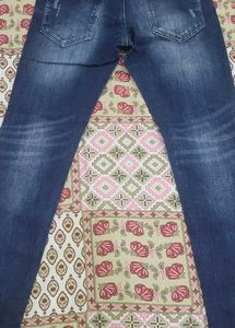 Stylish Distressed Blue Denim Jeans