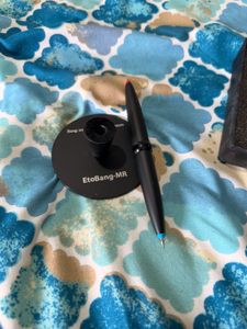 Pen with Stand