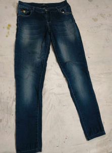 Very Beautiful Strachable Jeans