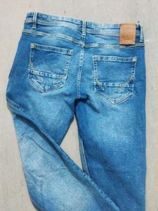 Men's Blue Wash Jeans