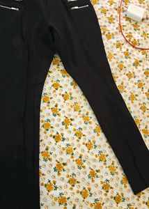 Chic Black Leggings