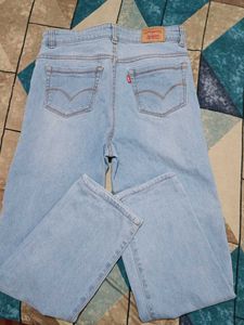 Light Wash Denim Jeans