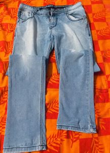 Men's Light Wash Distressed Jeans