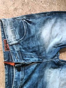 Stylish Blue Washed Jeans