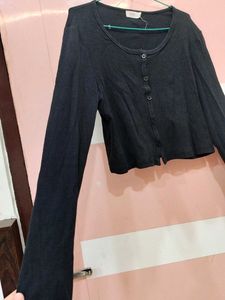 Black Button-Up Long Sleeve Cardigan Crop Top