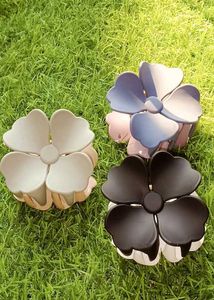 Floral Hair Clips