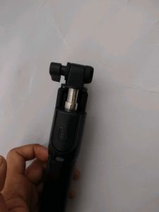 Black Extendable Selfie Stick