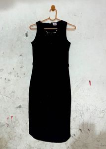 Chic Black Sleeveless Party Dress