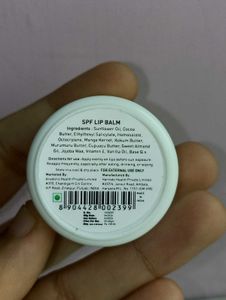 Set of 2 spf lip balm ( mila beauty+ the love co)